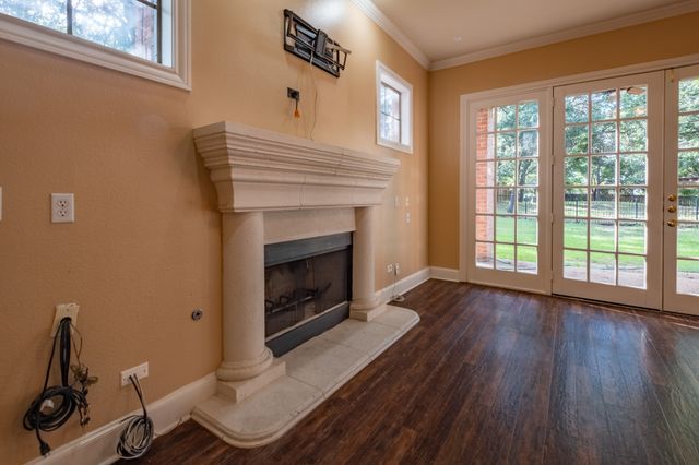 240 Timberleaf Drive, Double Oak, TX 75077