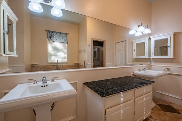 240 Timberleaf Drive, Double Oak, TX 75077