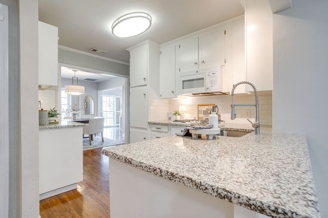 3563 W 5th Street, Fort Worth, TX 76107