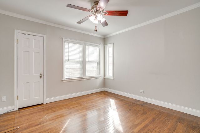 3563 W 5th Street, Fort Worth, TX 76107