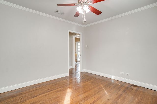 3563 W 5th Street, Fort Worth, TX 76107