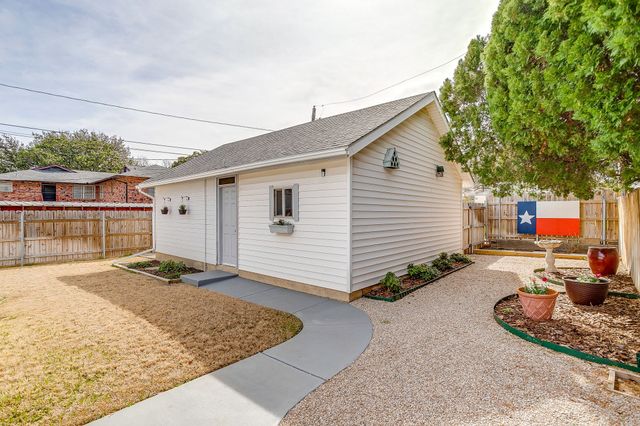 3563 W 5th Street, Fort Worth, TX 76107