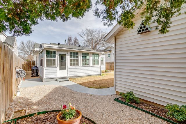 3563 W 5th Street, Fort Worth, TX 76107