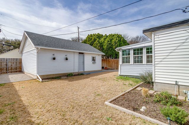 3563 W 5th Street, Fort Worth, TX 76107