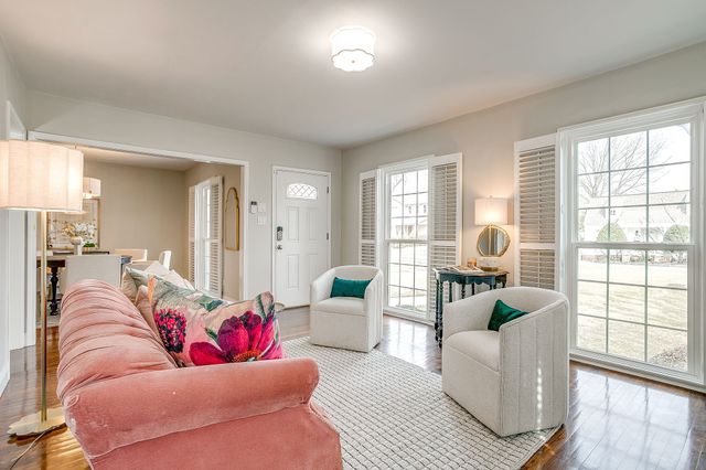 3563 W 5th Street, Fort Worth, TX 76107