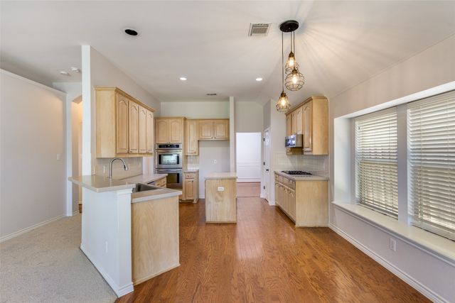 3324 Woodberry Lane, Mckinney, TX 75071