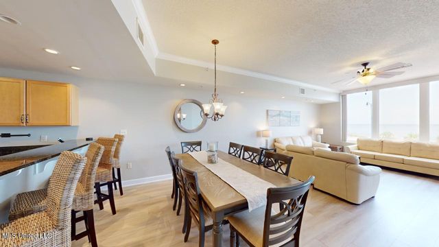 1200 Beach Drive, 205, Gulfport, MS 39507