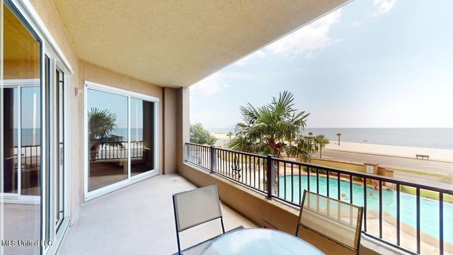 1200 Beach Drive, 205, Gulfport, MS 39507