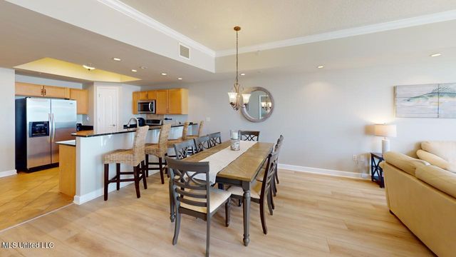 1200 Beach Drive, 205, Gulfport, MS 39507