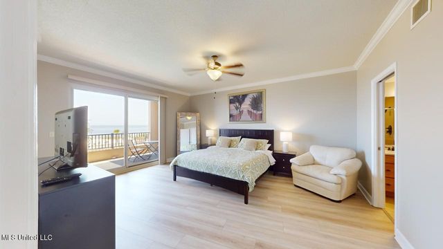 1200 Beach Drive, 205, Gulfport, MS 39507