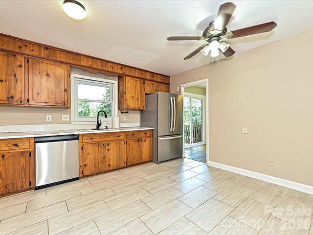 6947 Woodstock Drive, Charlotte, NC 28210