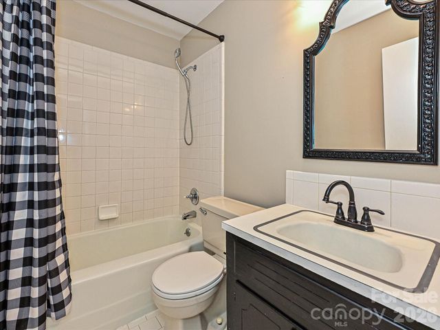 6947 Woodstock Drive, Charlotte, NC 28210