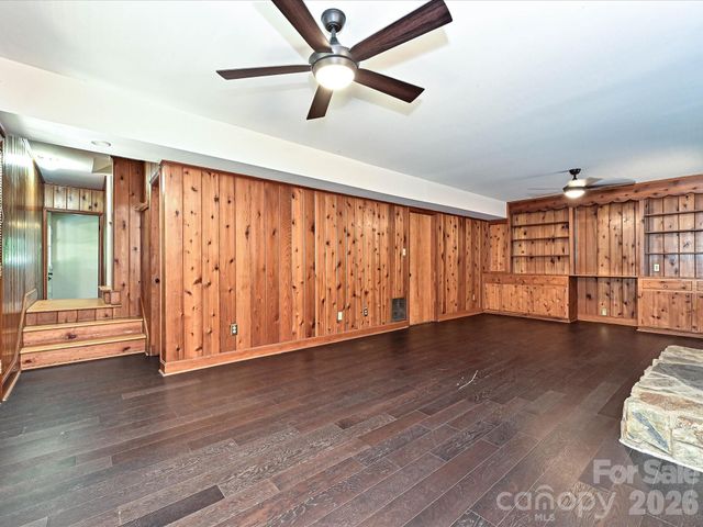 6947 Woodstock Drive, Charlotte, NC 28210