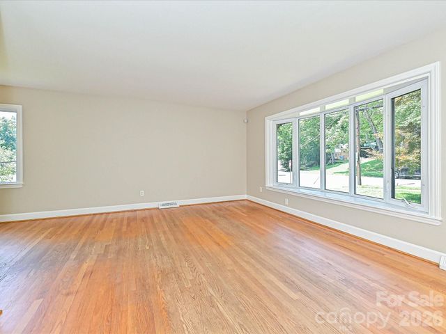 6947 Woodstock Drive, Charlotte, NC 28210