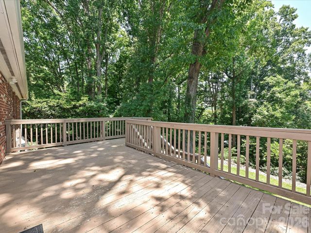 6947 Woodstock Drive, Charlotte, NC 28210