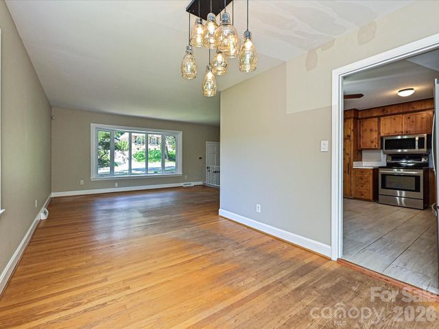 6947 Woodstock Drive, Charlotte, NC 28210