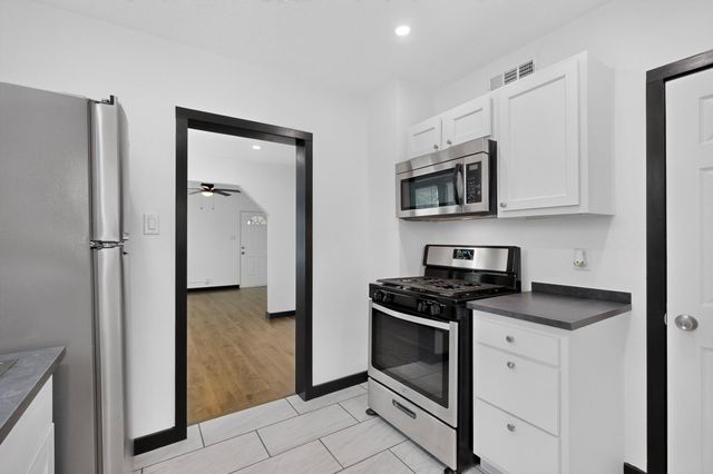322 Princeton Drive SE, Albuquerque, NM 87106