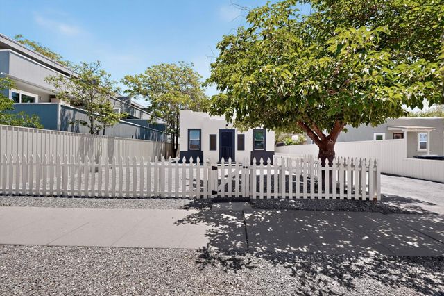 322 Princeton Drive SE, Albuquerque, NM 87106