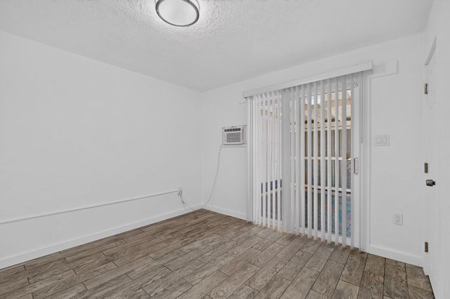 322 Princeton Drive SE, Albuquerque, NM 87106