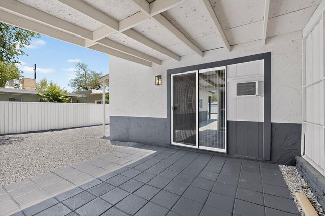 322 Princeton Drive SE, Albuquerque, NM 87106