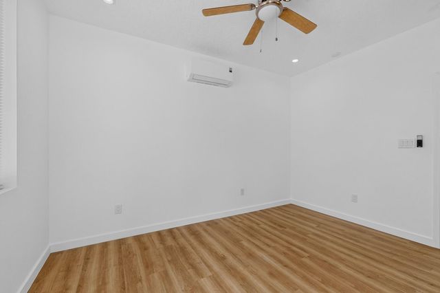 322 Princeton Drive SE, Albuquerque, NM 87106