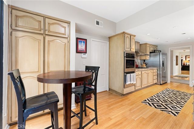 1 Sea Cove Lane, Newport Beach, CA 92660