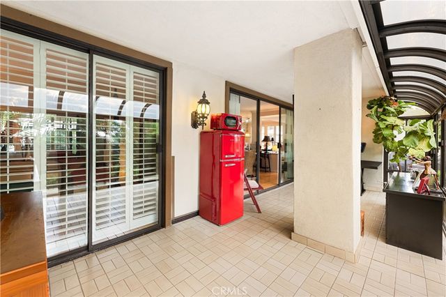 1 Sea Cove Lane, Newport Beach, CA 92660