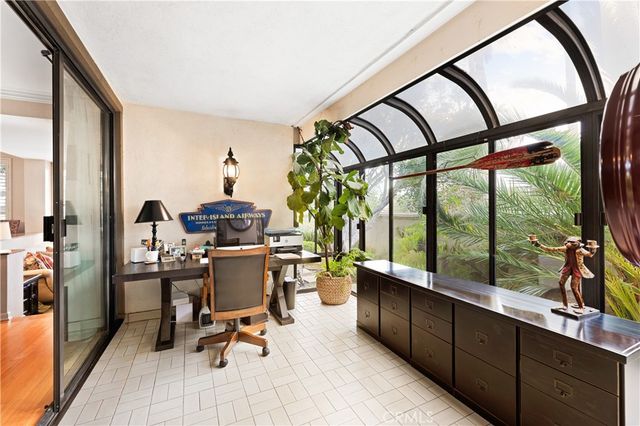 1 Sea Cove Lane, Newport Beach, CA 92660