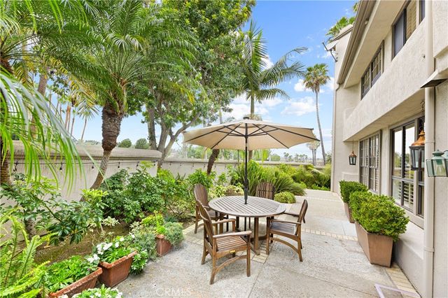 1 Sea Cove Lane, Newport Beach, CA 92660