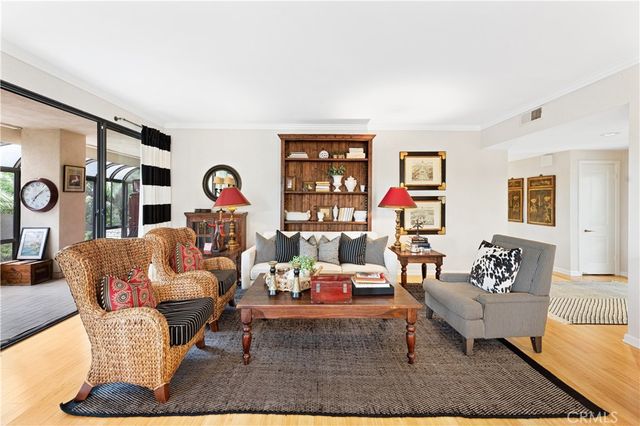 1 Sea Cove Lane, Newport Beach, CA 92660