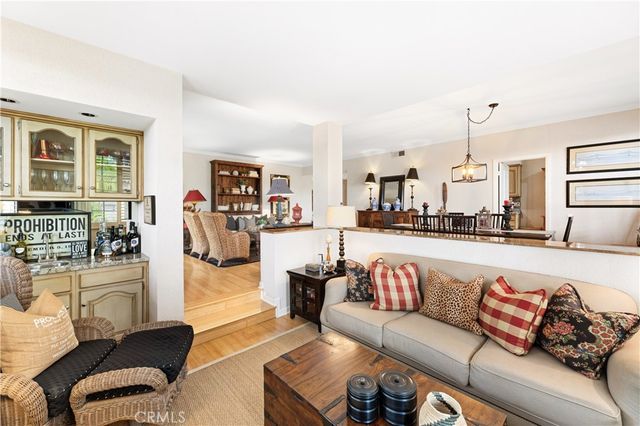 1 Sea Cove Lane, Newport Beach, CA 92660