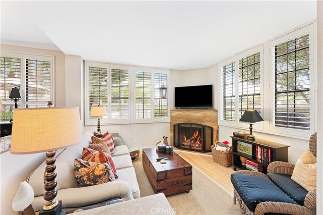 1 Sea Cove Lane, Newport Beach, CA 92660