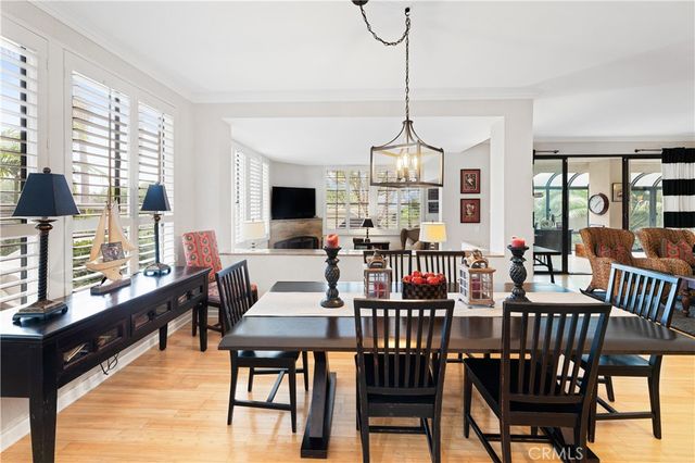 1 Sea Cove Lane, Newport Beach, CA 92660