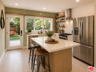 3213 Thatcher Avenue, Venice (los Angeles), CA 90292