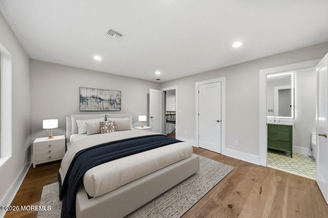 11 Hobart Street, Marlboro, NJ 07746