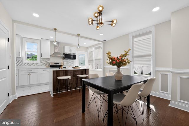 3706 CHATHAM RD, Baltimore, MD 21215