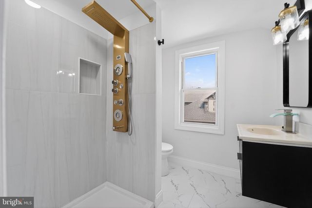 3706 CHATHAM RD, Baltimore, MD 21215