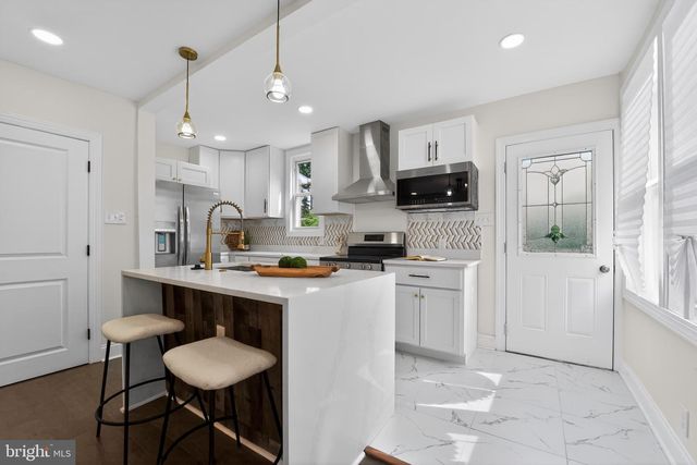 3706 CHATHAM RD, Baltimore, MD 21215