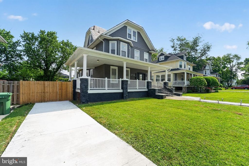 3706 CHATHAM RD, Baltimore, MD 21215