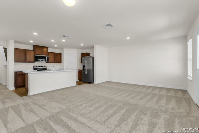 14427 STINGER HOOK, Elmendorf, TX 78112