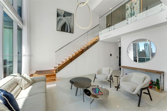 200 Biscayne Boulevard Way 1406, Miami, FL 33131