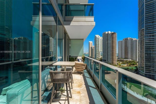 200 Biscayne Boulevard Way 1406, Miami, FL 33131