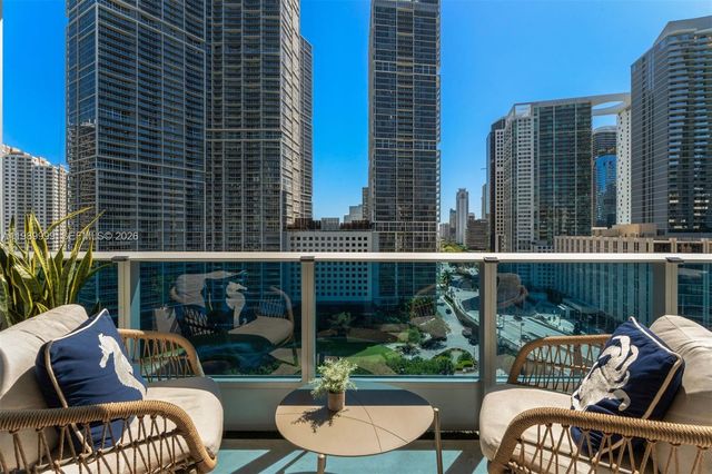 200 Biscayne Boulevard Way 1406, Miami, FL 33131