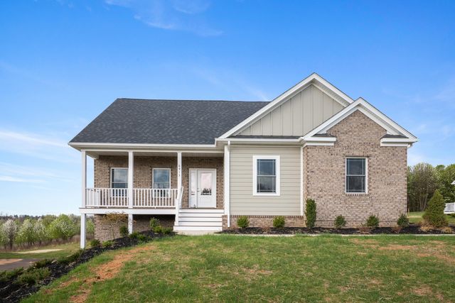 6913 Doral DR, Radford, VA 24141