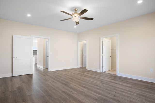 6913 Doral DR, Radford, VA 24141