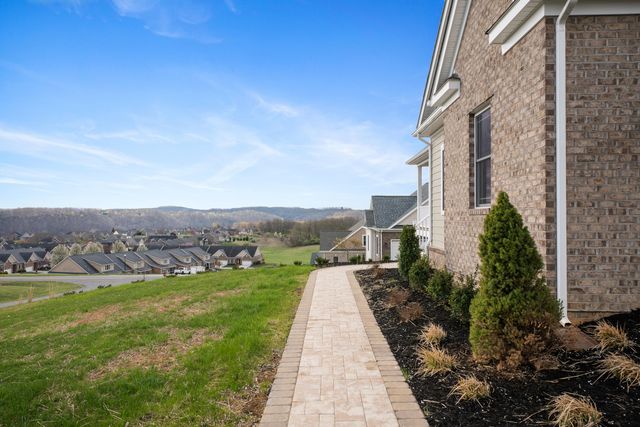6913 Doral DR, Radford, VA 24141