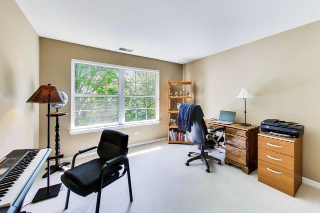 11171 Edgebrook Lane, Indian Head Park, IL 60525