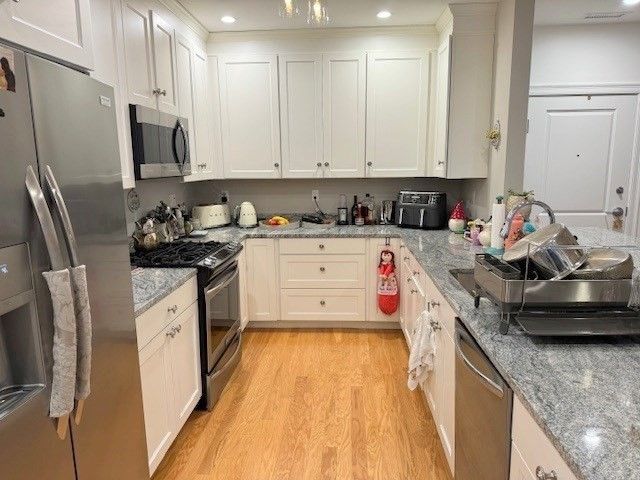 2 Inwood Dr 2010, Woburn, MA 01801