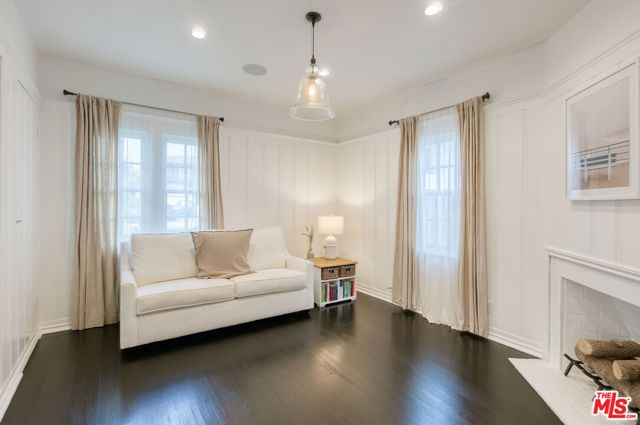 10736 Le Conte Avenue, Los Angeles, CA 90024