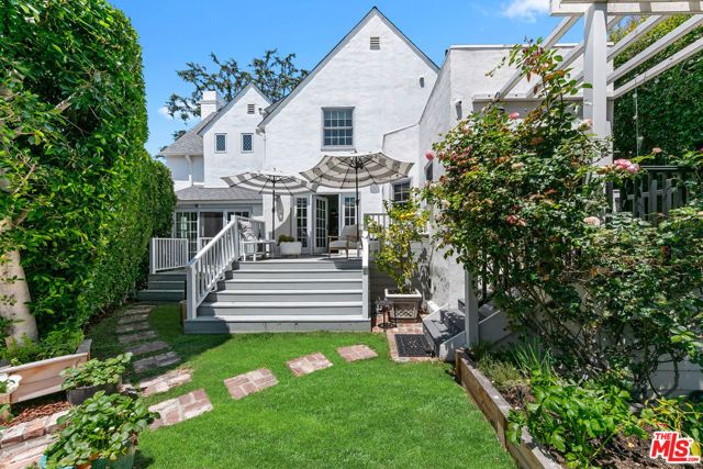 10736 Le Conte Avenue, Los Angeles, CA 90024